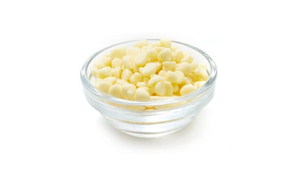 Yupik White Chocolate Chips 4000-count pack for bulk baking