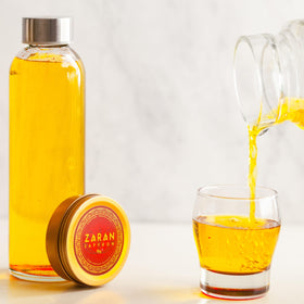 Zaran Saffron Tea infusion demonstrates delicate aroma and flavor infusion.