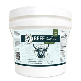 Zatural beef tallow deodorized in a pail for cooking and storage.