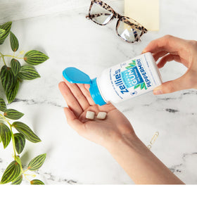 Zellie's peppermint gum closeup pack emphasizes refreshing flavor and xylitol base