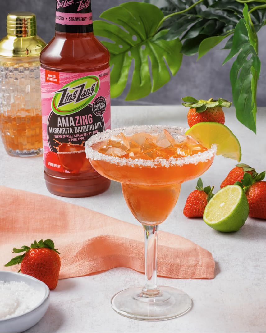 Zing Zang bottle-pack on bar counter for easy mixing