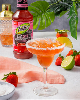 Zing Zang bottle-pack on bar counter for easy mixing